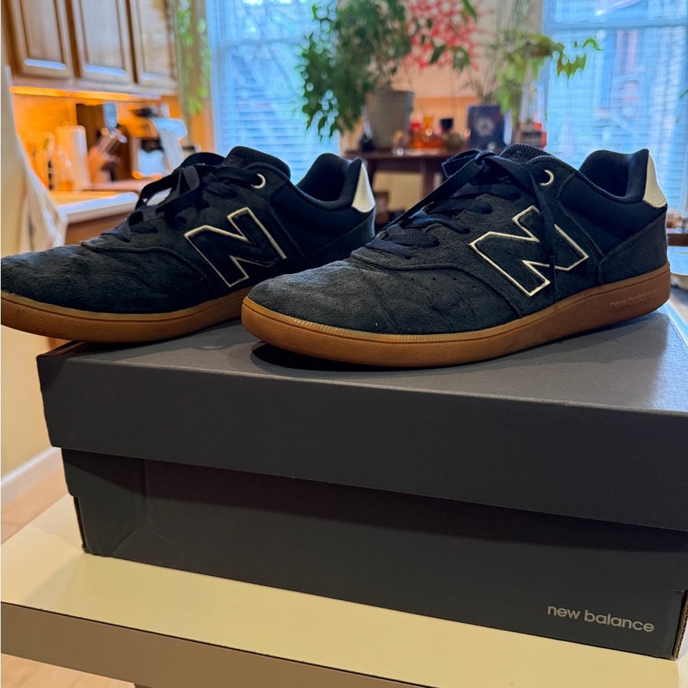 New Balance Men's Navy Sneakers
